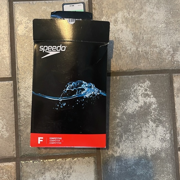 Speedo Tech Suit - Picture 7 of 9